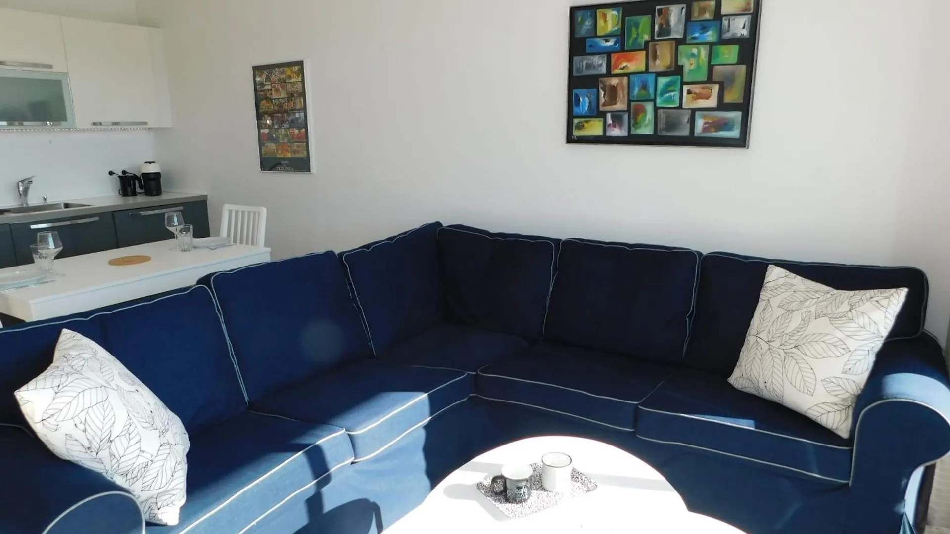 Apartment Bright T2 